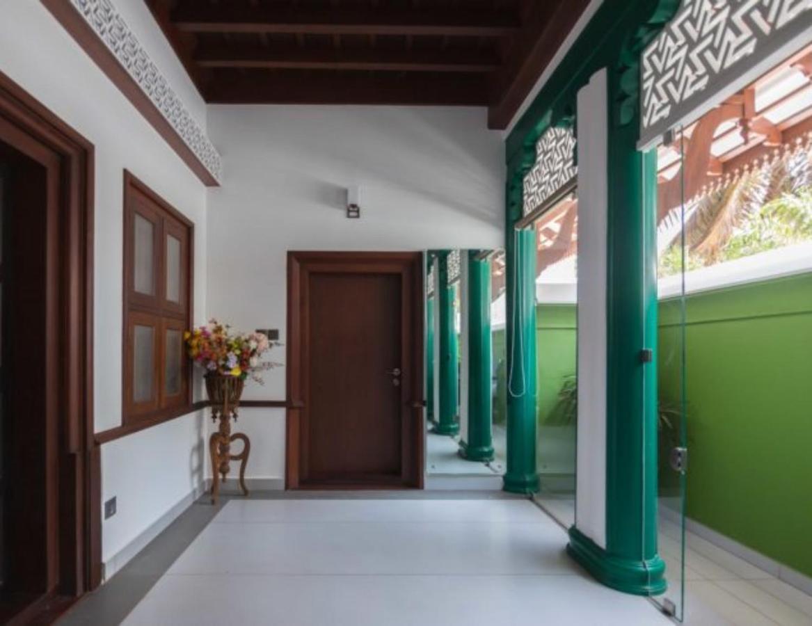 Villa De 1945 Mahe Екстериор снимка