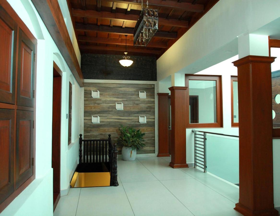 Villa De 1945 Mahe Екстериор снимка